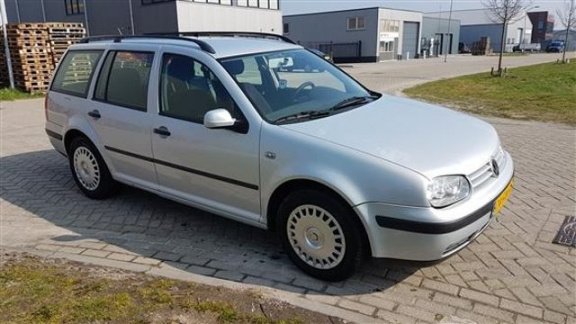 Volkswagen Golf Variant - 1.6 Comfortline - 1