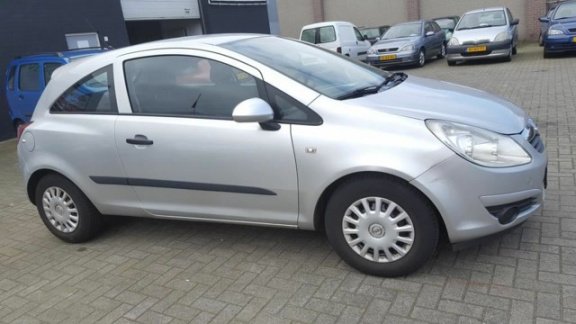 Opel Corsa - 1.2-16V Essentia - 1