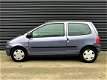 Renault Twingo - Air - 1 - Thumbnail