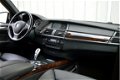 BMW X5 - 3.0d High Executive RIJKLAAR PRIJS-GARANTIE Navigatie Leder Comfort Stoelen Xenon Trekhaak - 1 - Thumbnail