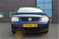 Volkswagen Touran - 1.6-16V FSI Athene Automaat - 1 - Thumbnail