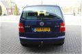 Volkswagen Touran - 1.6-16V FSI Athene Automaat - 1 - Thumbnail