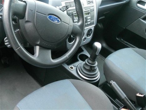 Ford Fiesta - 1.4-16V Crossroad - 1