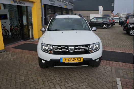 Dacia Duster - 1.2 TCe 4x2 Prestige NAVIGATIE / AIRCO / PARKEERSENSOREN / LICHT METALEN VELGEN - 1