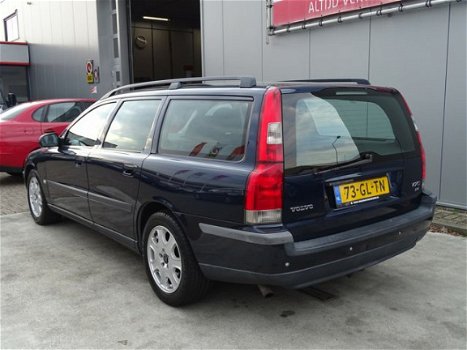 Volvo V70 - 2.4 Comfort Line Automaat, YOUNGTIMER Bijtellingsvriendelijk - 1