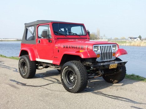 Jeep Wrangler - 4.0i Hardtop Laredo - 1