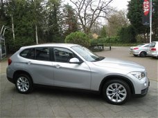 BMW X1 - 1.8i sDrive Executive AUTOMAAT ECC PDC XENON 17" LM