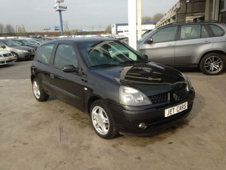 Renault Clio - 1.6 - 1