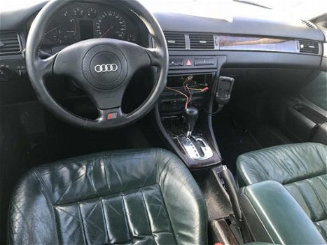 Audi A6 - 2.4 5V Advance - 1