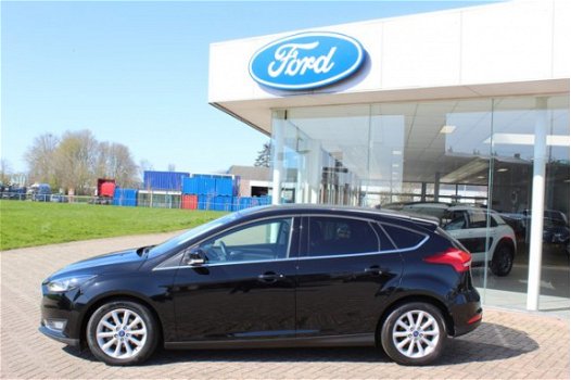 Ford Focus - 1.0-125pk EcoBoost Titanium. Navigatie, Climate control - 1