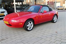 Mazda MX-5 - 1.6i-16V/ Cabrio / keurige staat