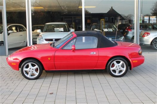 Mazda MX-5 - 1.6i-16V/ Cabrio / keurige staat - 1