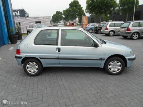 Peugeot 106 - - 1.1 XT STUURBEKRACHTIGING - 1