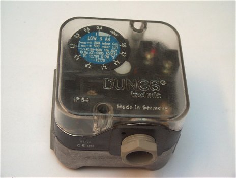 Dungs LGW 3 A4 gasdrukschakelaar - 1