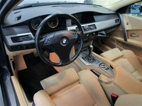 BMW 5-serie - 525i Executive Airco Navi - 1