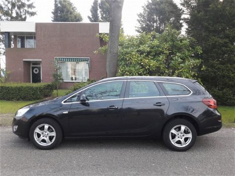 Opel Astra Sports Tourer - 1.4 Cosmo Lederen bekleding - 1