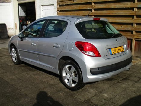 Peugeot 207 - 1.6 VTi Première met Navi/ECC - 1