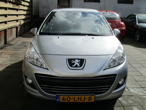 Peugeot 207 - 1.6 VTi Première met Navi/ECC - 1