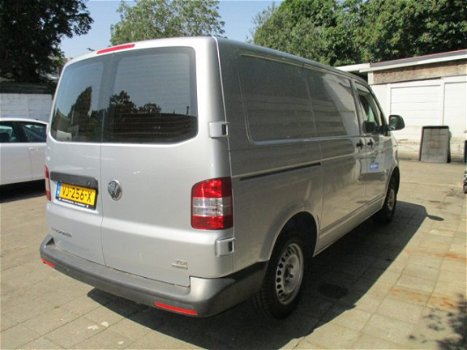 Volkswagen Transporter - 2.0 TDI 115pk L1H1 BM T800 3pers met Navigatie - 1