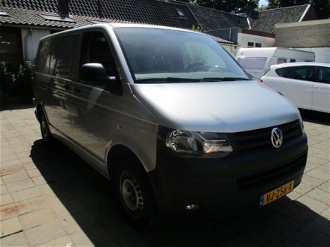 Volkswagen Transporter - 2.0 TDI 115pk L1H1 BM T800 3pers met Navigatie - 1