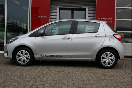 Toyota Yaris - 1.5 VVT-i Active Automaat - 1