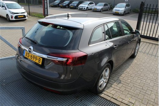 Opel Insignia Sports Tourer - 1.4 T EcoFLEX Business+ Navigatie/Climate controle/Cruise controle/Par - 1