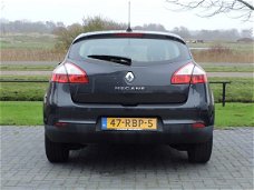 Renault Mégane - Hatchback 1.6 110pk Dynamique | RIJKLAARPRIJS inclusief afleverpakket t.w.v. € 695,