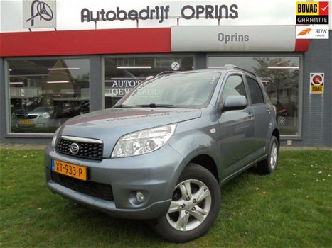 Daihatsu Terios - 1.5 2WD Trophy - 1