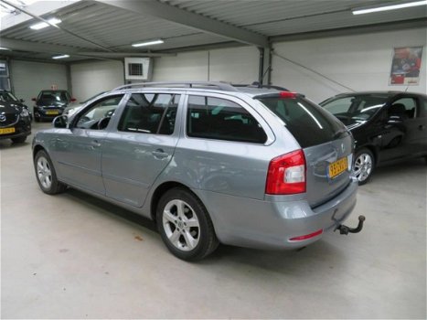 Skoda Octavia Combi - 1.6 TDI Greentech Arctic Navi ECC - 1