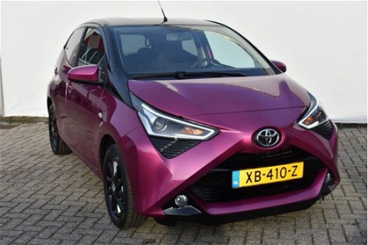 Toyota Aygo - 1.0 X-CITE - TWO-TONE - 1