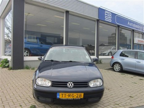 Volkswagen Golf - 1.9 SDI Trendline - 1
