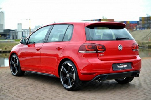 Volkswagen Golf - 2.0 GTI Adidas Edition|Keyless|Garantie - 1