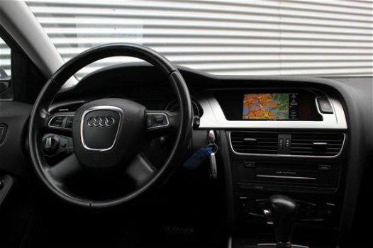 Audi A4 Avant - 1.8 TFSI Pro Line Business / AUTOMAAT / NAVI / MULTIMEDIA / NIEUWSTAAT - 1