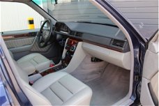 Mercedes-Benz E-klasse - 420 Sportline Lederen bekleding, Schuifdak, Zeer netjes, Youngtimer