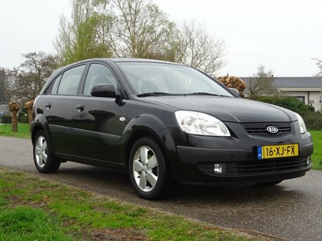 Kia Rio - 1.4 HB - 1