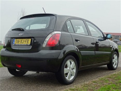 Kia Rio - 1.4 HB - 1