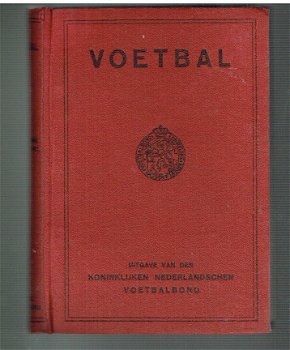 Voetbal, een handleiding voor het spel, C.J. Groothoff 1930 - 1