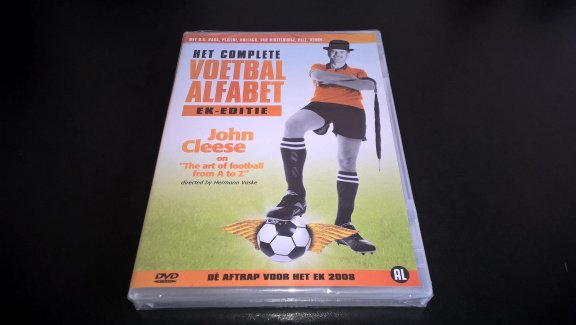 Voetbal alfabet dvd met john cleese geseald - nr. 1