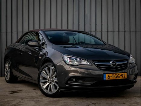 Opel Cascada - 2.0 CDTI Bi Turbo Cosmo Cabrio, 1ste Eigen., Leder, Dealer Ond., Adaptive Cruise Cont - 1