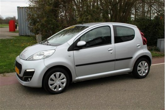 Peugeot 107 - 1.0 Active Airco. Automaat - 1