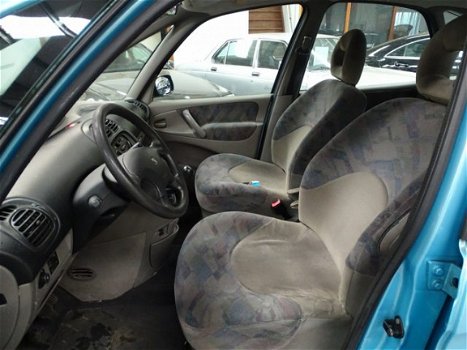 Citroën Xsara Picasso - 1.6i Trekhaak - 1