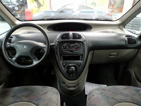 Citroën Xsara Picasso - 1.6i Trekhaak - 1