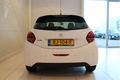 Peugeot 208 - 1.2 PureTech 82pk Blue Lion | NAVIGATIE | AIRCO | DAB+ | NIEUWE VELGEN + ALLSEASONBAND - 1 - Thumbnail