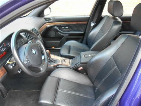 BMW 5-serie Touring - 530i EXECUTIVE AUTOMAAT Individuaal - 1