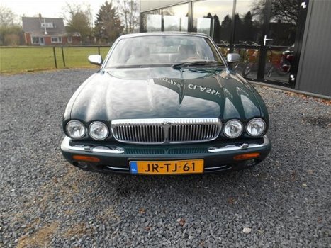 Daimler Double Six - JAGUAR 6.0V12 - 1