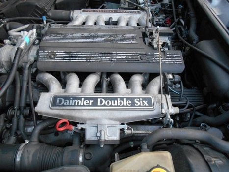 Daimler Double Six - JAGUAR 6.0V12 - 1