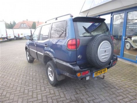 Nissan Terrano - II 2.7TDI 5DR AUT VAN - 1