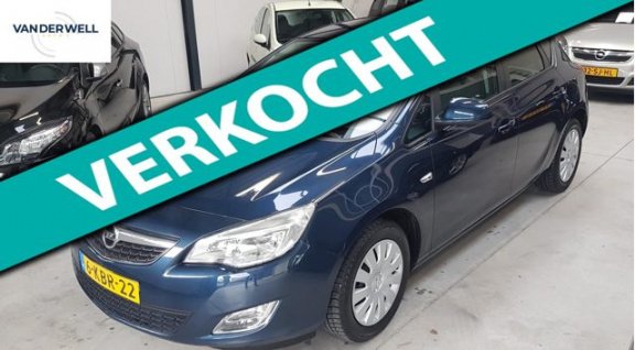 Opel Astra - 1.6 Edition - Clima, Cruise, PDC, Trekhaak - 1