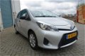 Toyota Yaris - 1.5 Full Hybrid Aspiration lm velgen - afn. trekhaak - mf stuur - 1 - Thumbnail