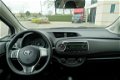 Toyota Yaris - 1.5 Full Hybrid Aspiration lm velgen - afn. trekhaak - mf stuur - 1 - Thumbnail